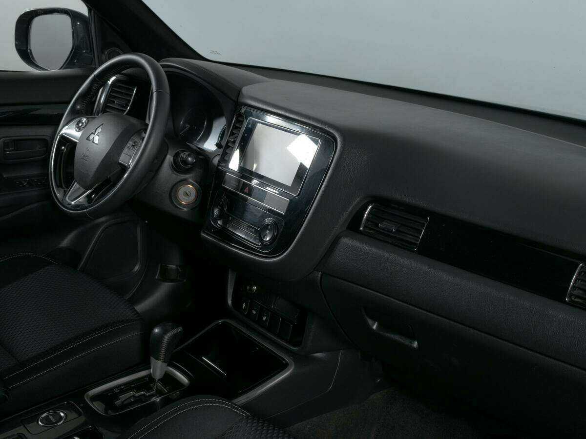 Митсубиши Оутлэндер б/у, 2018, Вариатор. Фото: #5