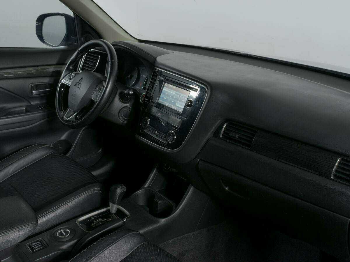 Митсубиши Оутлэндер б/у, 2016, Вариатор. Фото: #6