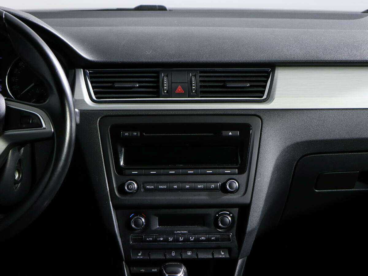 Шкода Рапид б/у, 2014, Автоматическая. Фото: #11