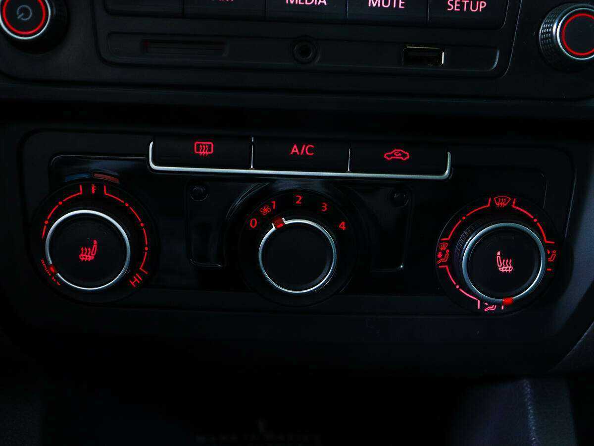 Фольксваген Джетта б/у, 2016, Автоматическая. Фото: #14