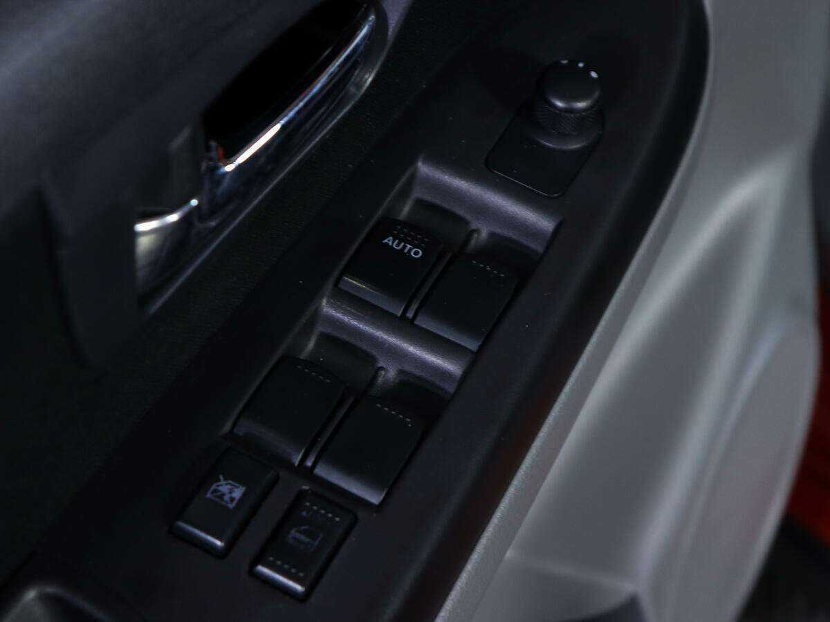 Сузуки С-Икс4 б/у, 2013, Автоматическая. Фото: #12