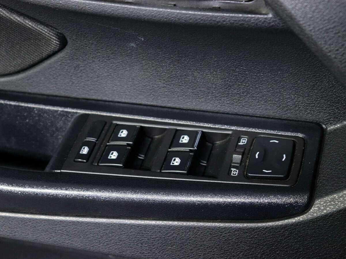 Лада (ВАЗ) Веста б/у, 2019, Роботизированная. Фото: #12