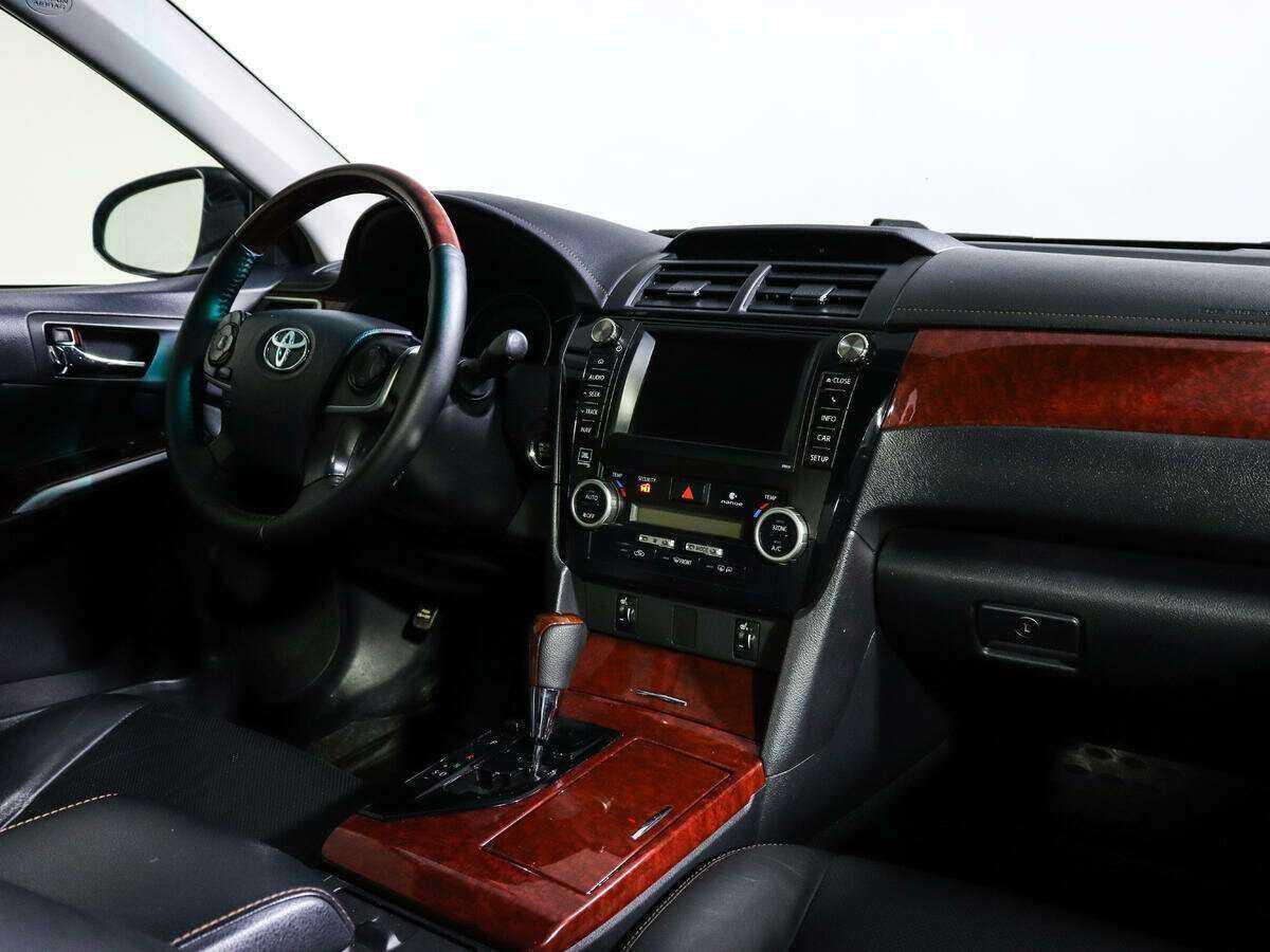 Тойота Камри б/у, 2012, Автоматическая. Фото: #6