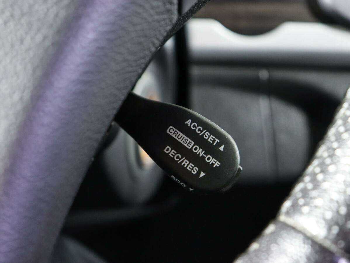 Сан-Ён Актион б/у, 2013, Автоматическая. Фото: #15