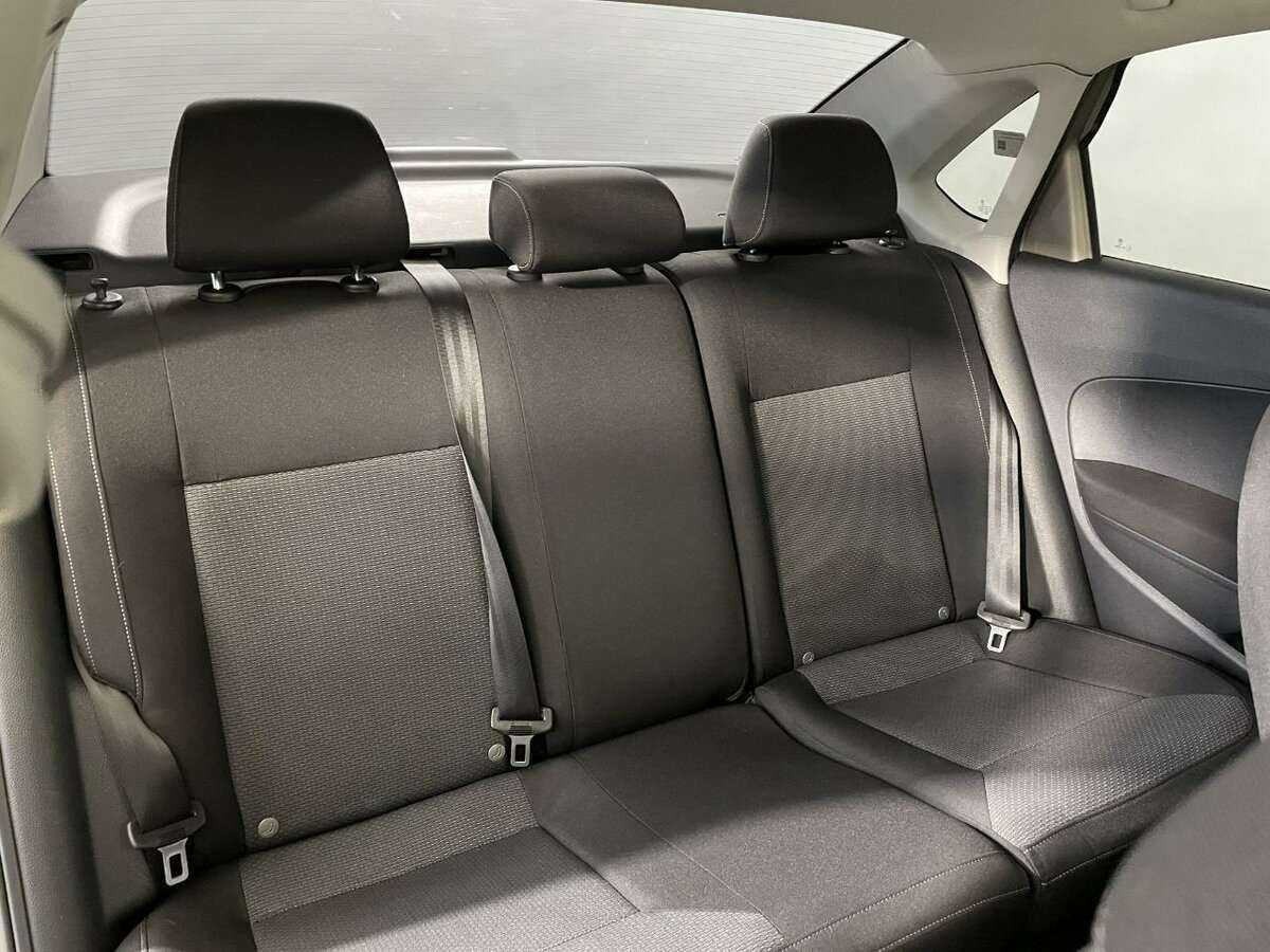 Фольксваген Поло б/у, 2015, Механическая. Фото: #13