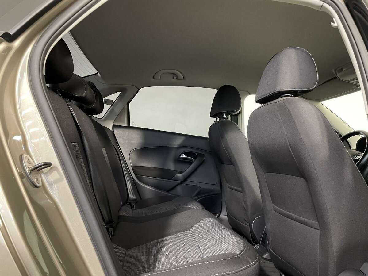 Фольксваген Поло б/у, 2015, Механическая. Фото: #14