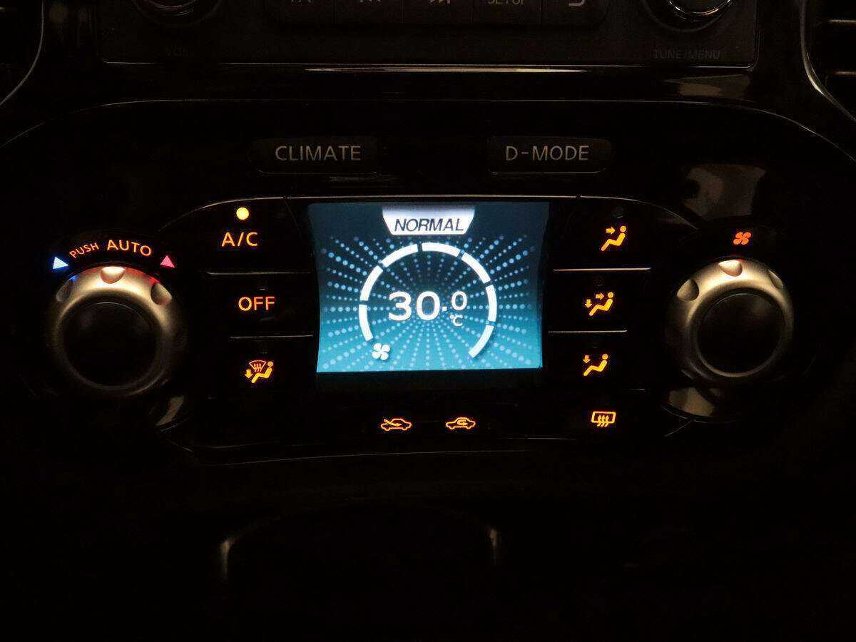 Ниссан Жук б/у, 2013, Вариатор. Фото: #14