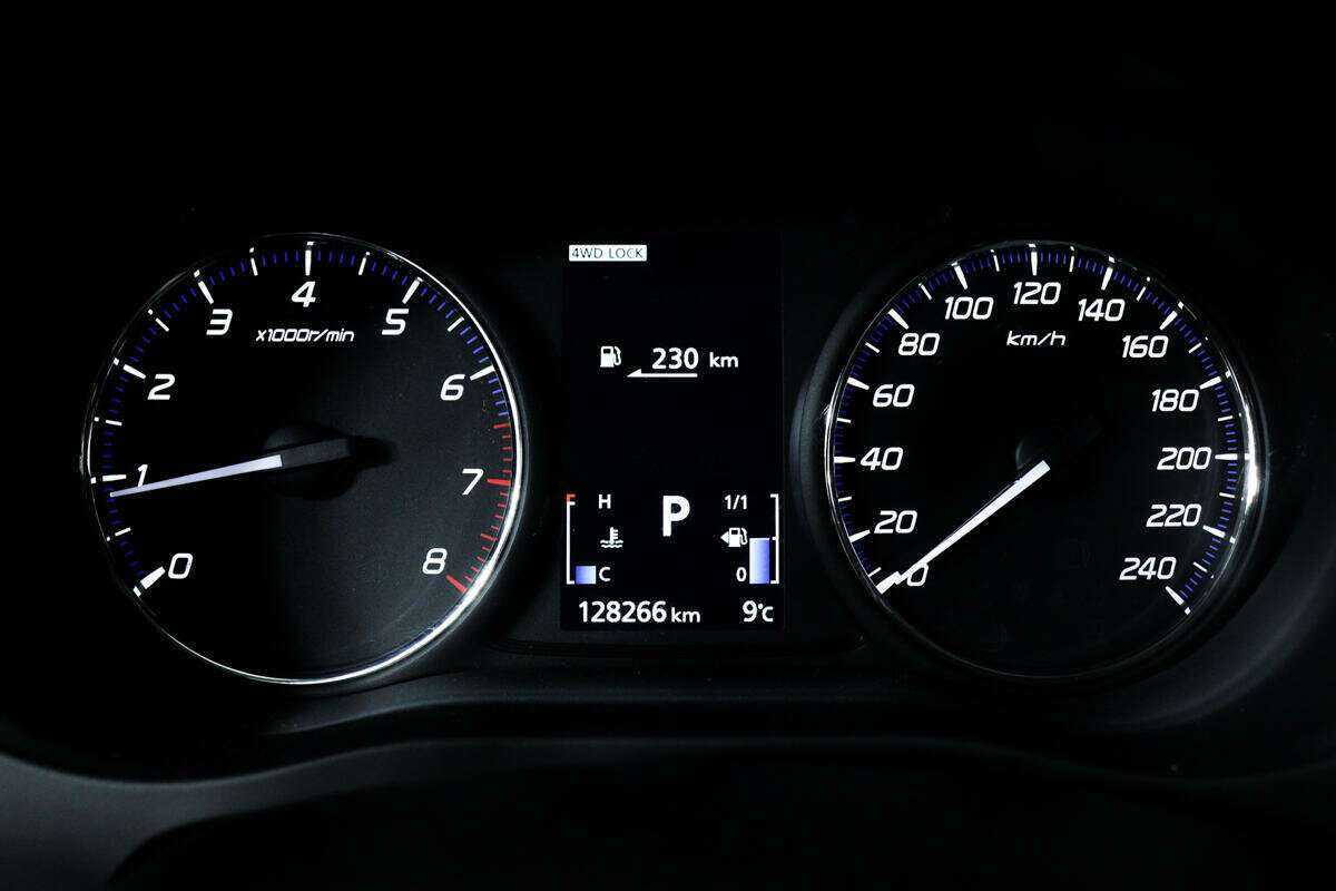 Митсубиши Оутлэндер б/у, 2013, Вариатор. Фото: #9