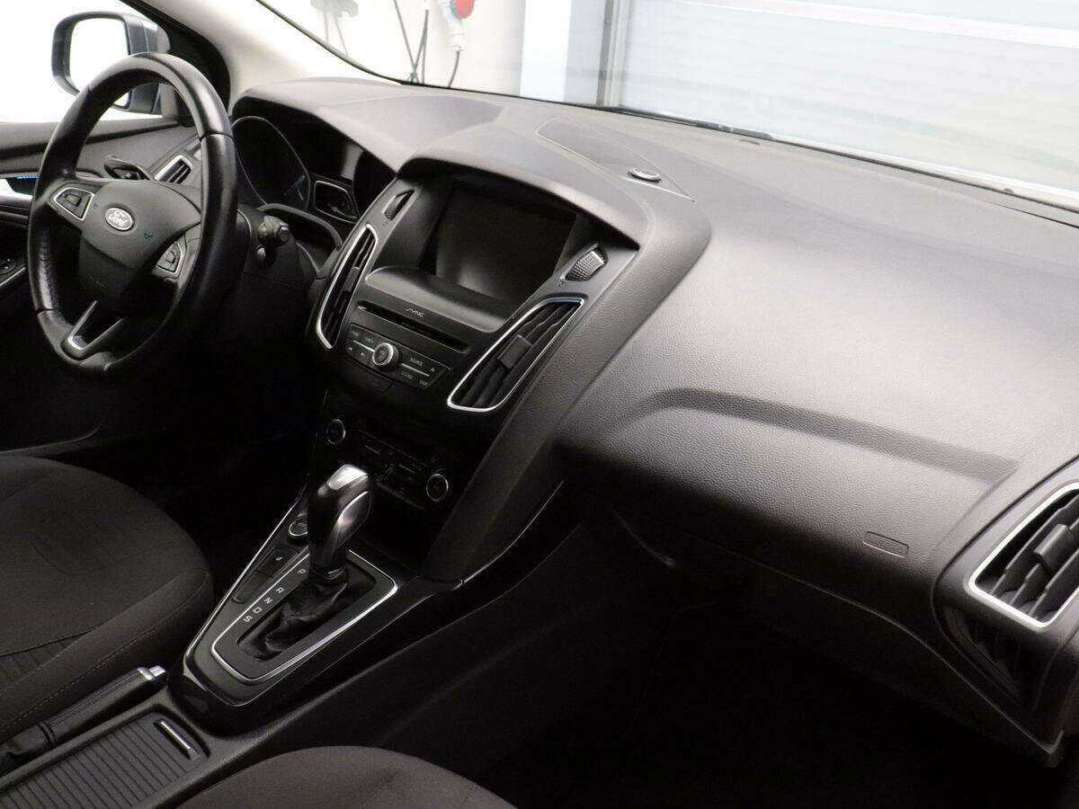 Форд Фокус б/у, 2017, Автоматическая. Фото: #6