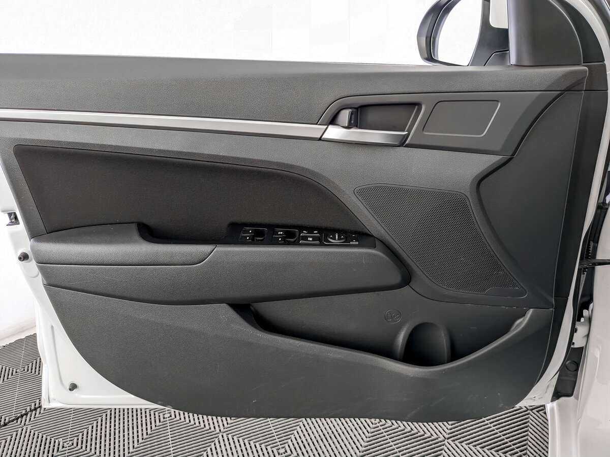 Хендай Елантра б/у, 2020, Автоматическая. Фото: #14