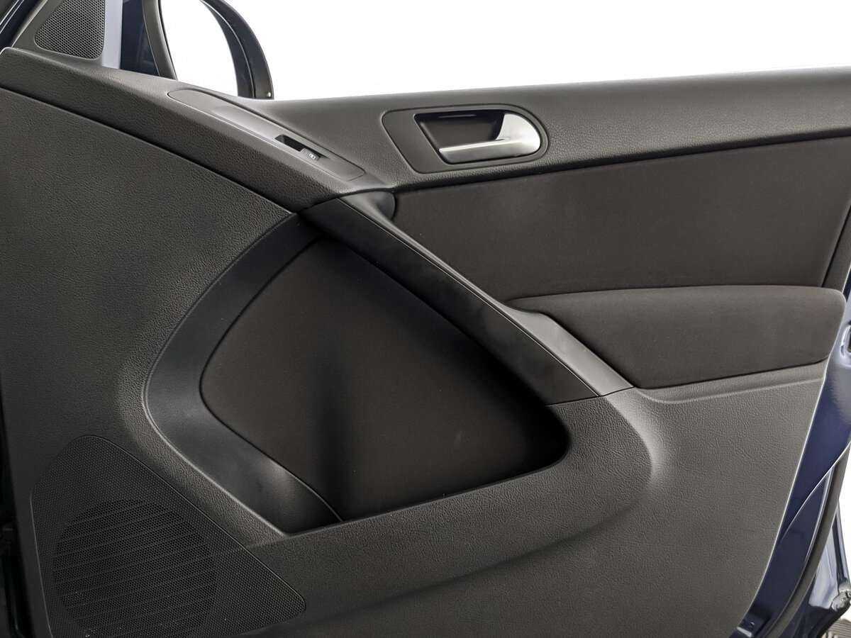 Фольксваген Тигуан б/у, 2015, Роботизированная. Фото: #20