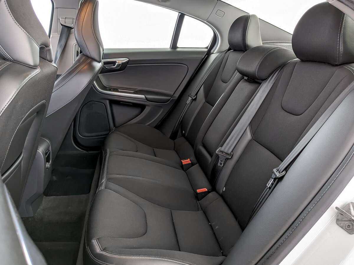 Вольво С60 б/у, 2015, Автоматическая. Фото: #9