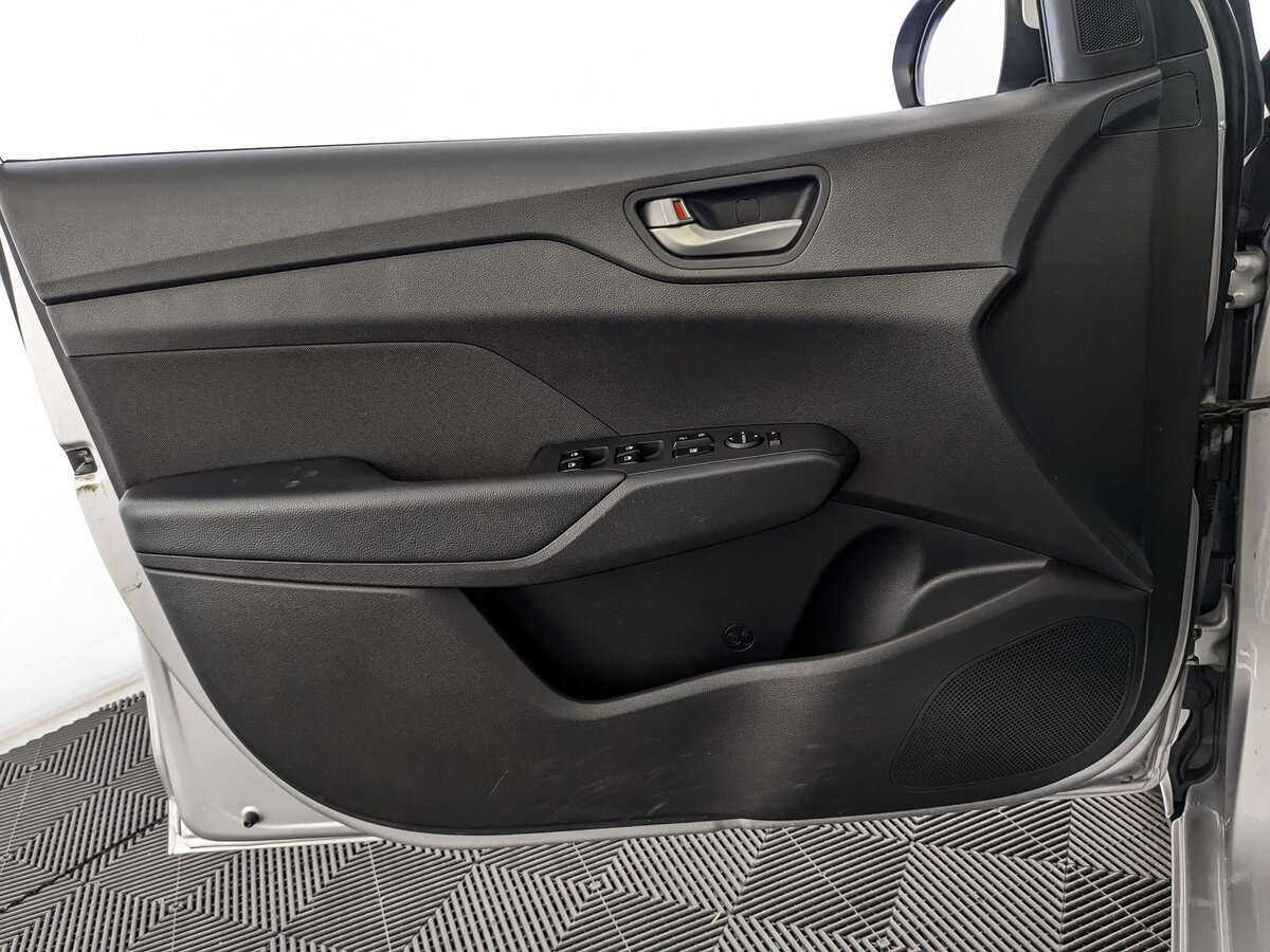 Хендай Солярис б/у, 2018, Автоматическая. Фото: #14