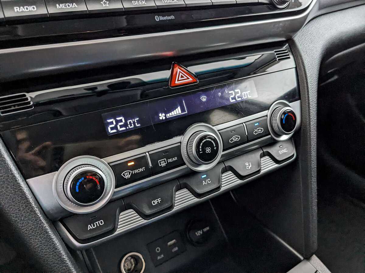 Хендай Елантра б/у, 2020, Автоматическая. Фото: #16