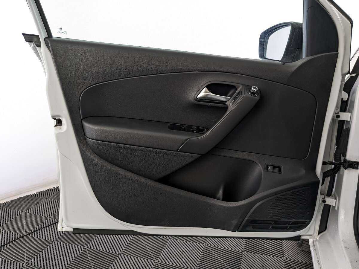 Фольксваген Поло б/у, 2019, Автоматическая. Фото: #17