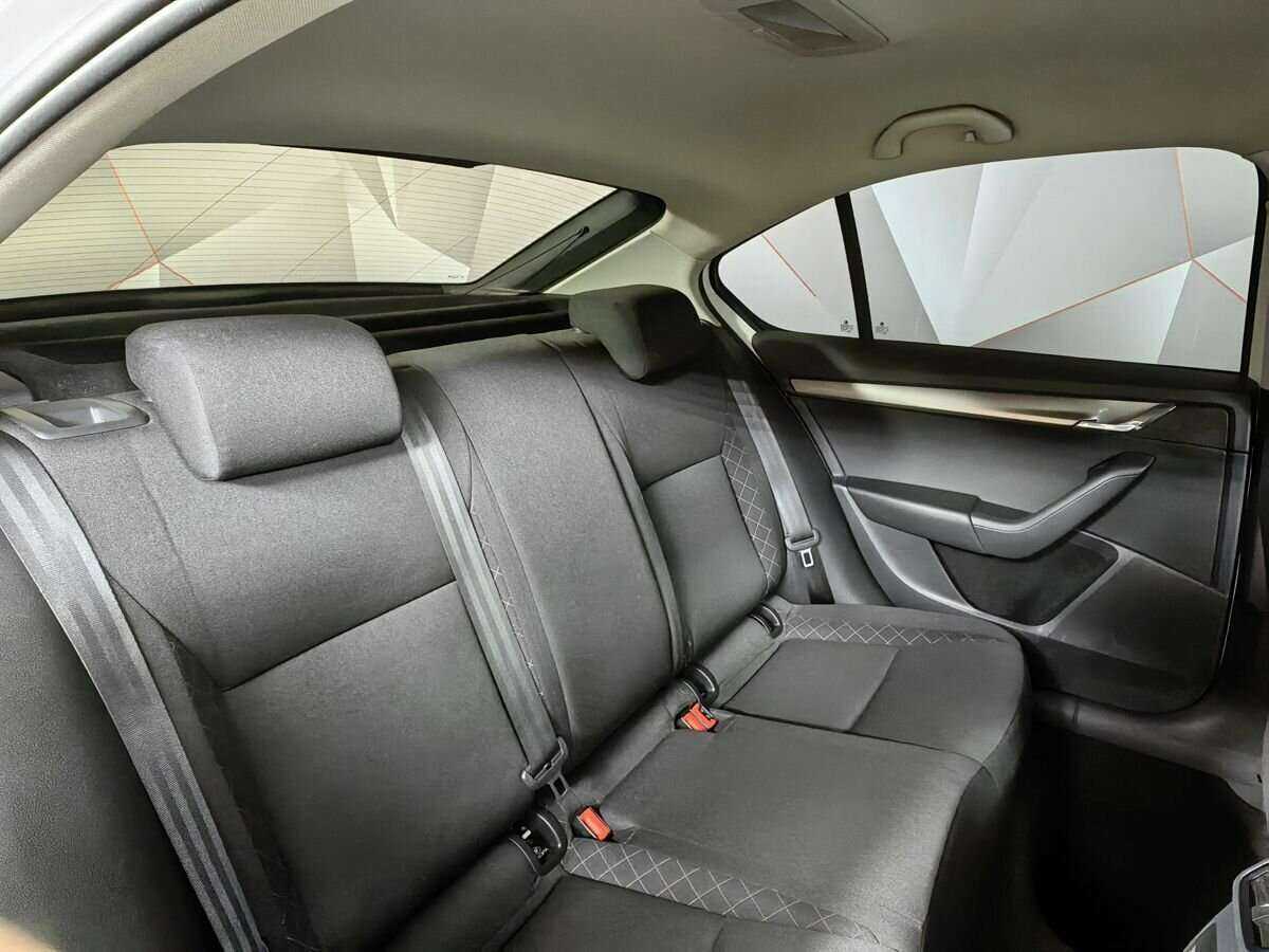 Шкода Октавия б/у, 2019, Механическая. Фото: #12