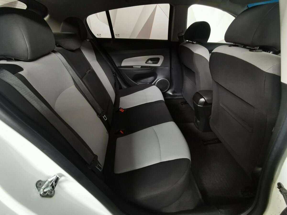 Шевроле Круз б/у, 2012, Механическая. Фото: #11