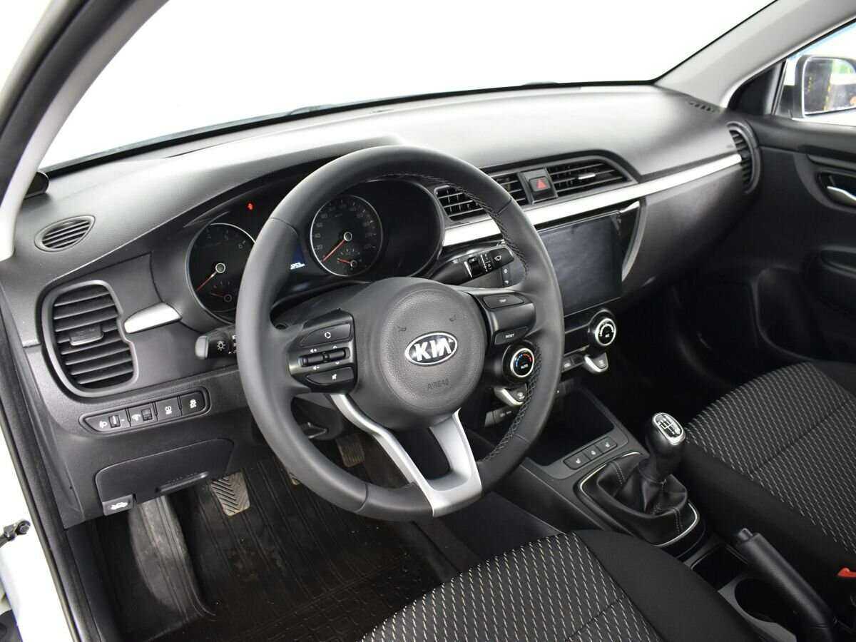 Киа Рио б/у, 2019, Механическая. Фото: #6