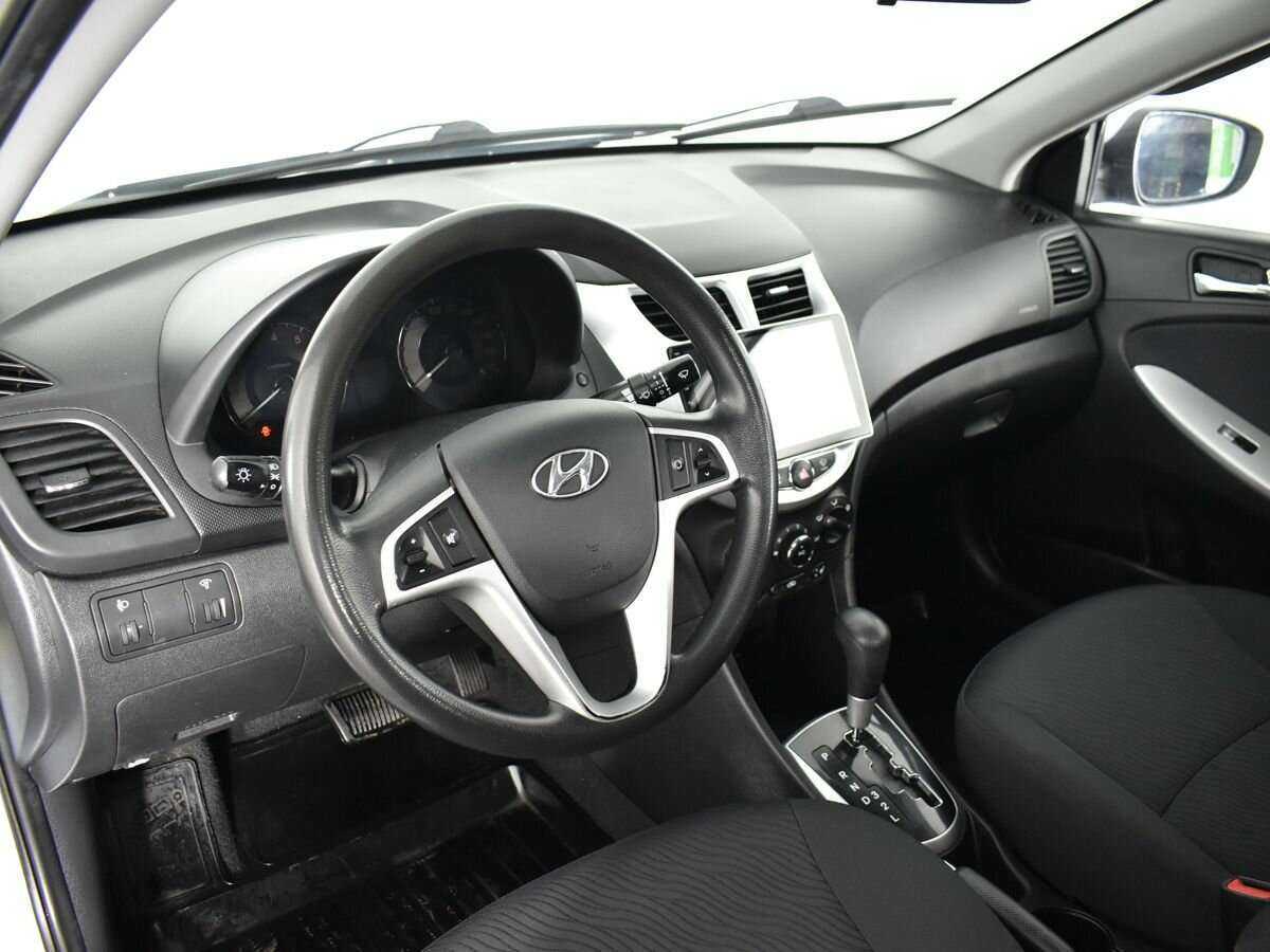 Хендай Солярис б/у, 2012, Автоматическая. Фото: #6