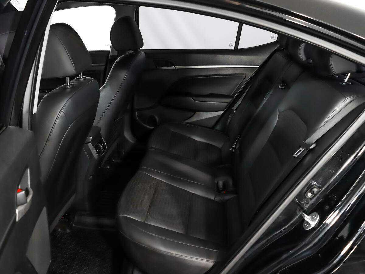 Хендай Елантра б/у, 2017, Автоматическая. Фото: #9