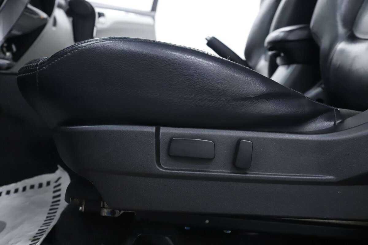 Митсубиши Паджеро Спорт б/у, 2015, Автоматическая. Фото: #6