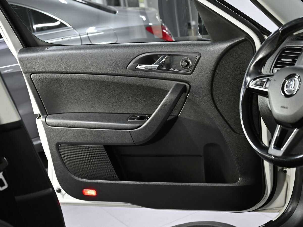 Шкода Йети б/у, 2014, Роботизированная. Фото: #2