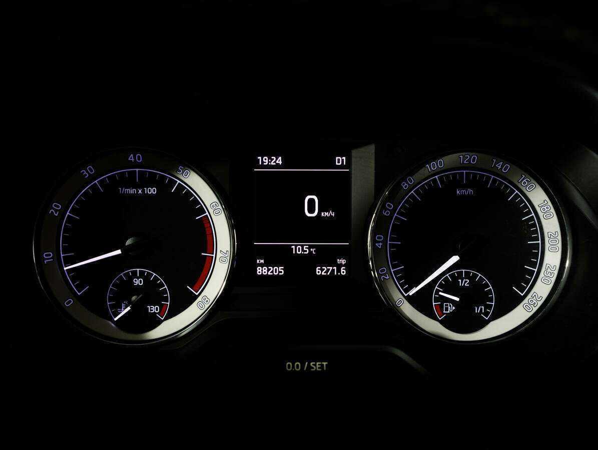 Шкода Октавия б/у, 2018, Роботизированная. Фото: #10