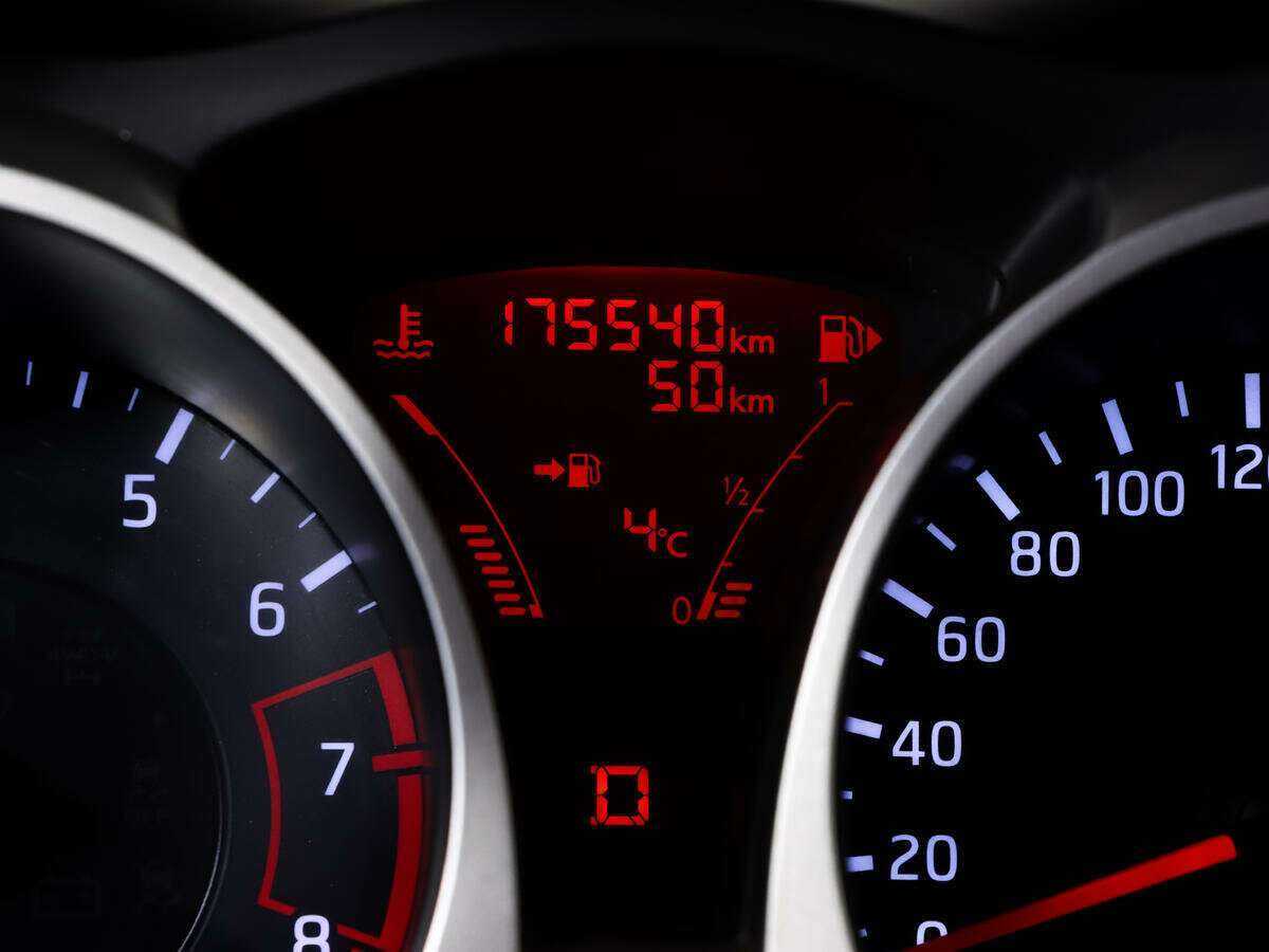 Ниссан Жук б/у, 2013, Вариатор. Фото: #13