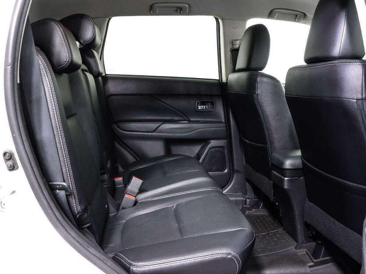 Митсубиши Оутлэндер б/у, 2017, Вариатор. Фото: #8