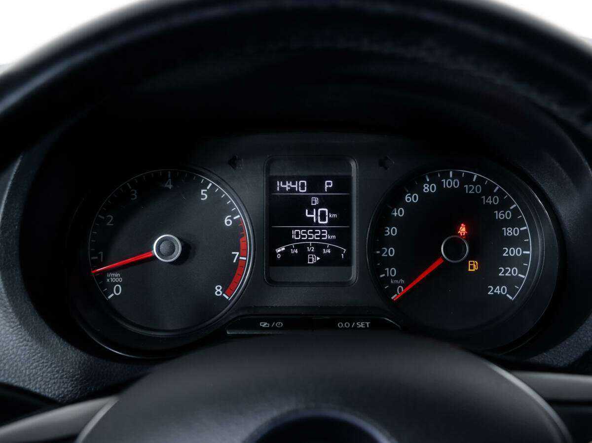 Фольксваген Поло б/у, 2015, Автоматическая. Фото: #13