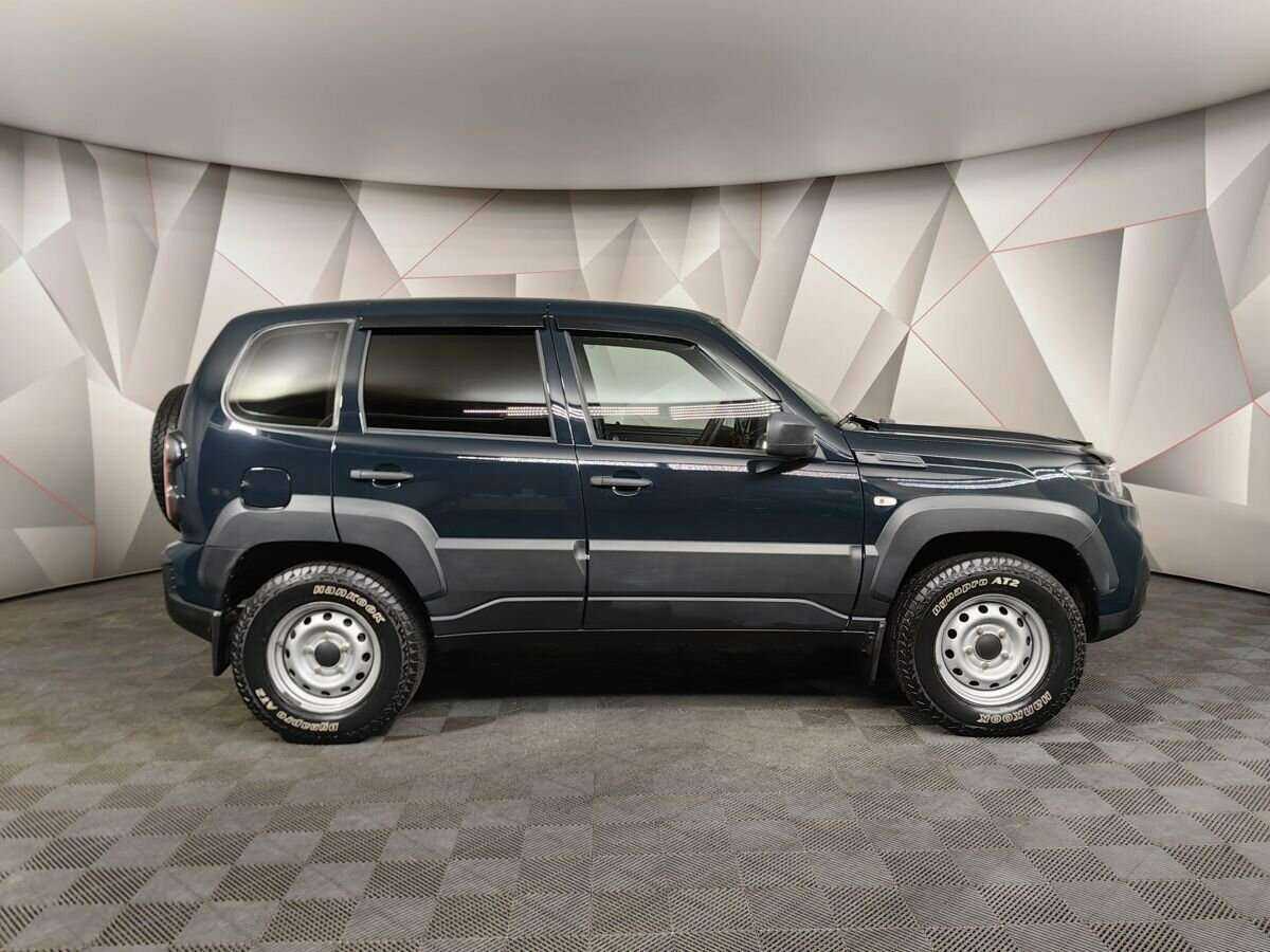 Лада (ВАЗ) Нива б/у, 2022, Механическая. Фото: #5