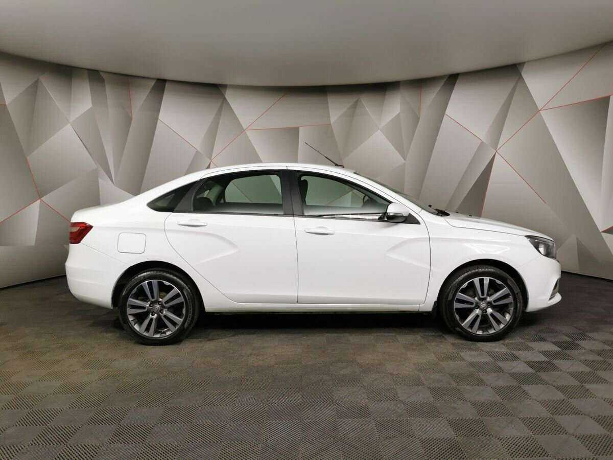 Лада (ВАЗ) Веста б/у, 2018, Механическая. Фото: #5