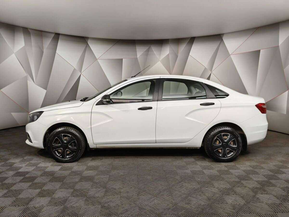 Лада (ВАЗ) Веста б/у, 2018, Механическая. Фото: #4