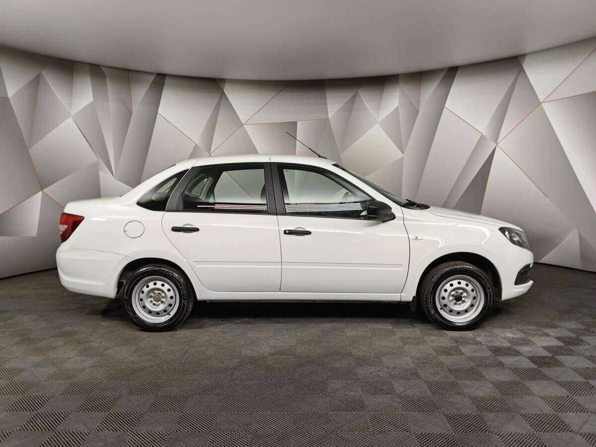 Лада (ВАЗ) Гранта б/у, 2020, Механическая. Фото: #5