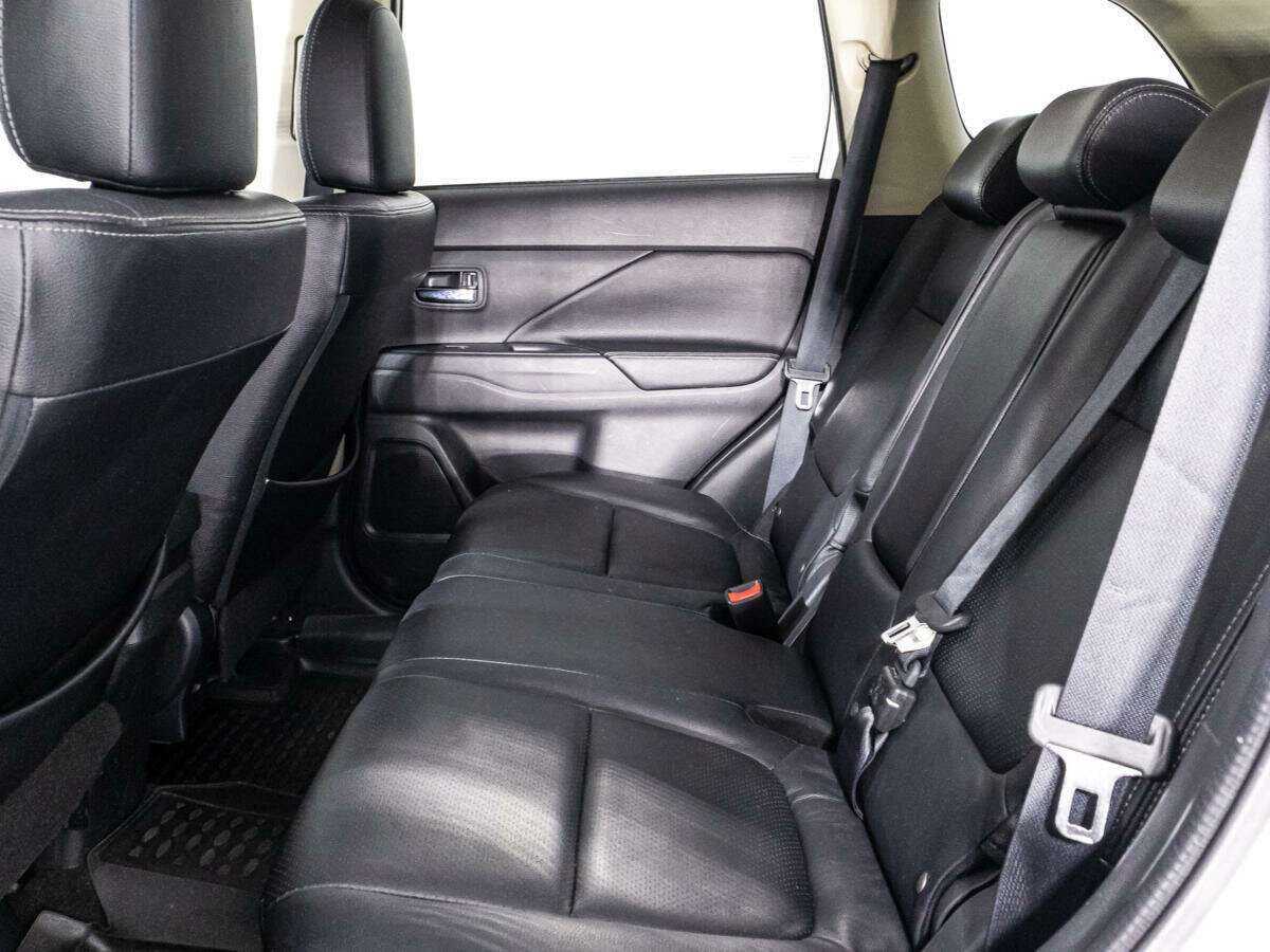 Митсубиши Оутлэндер б/у, 2017, Вариатор. Фото: #9