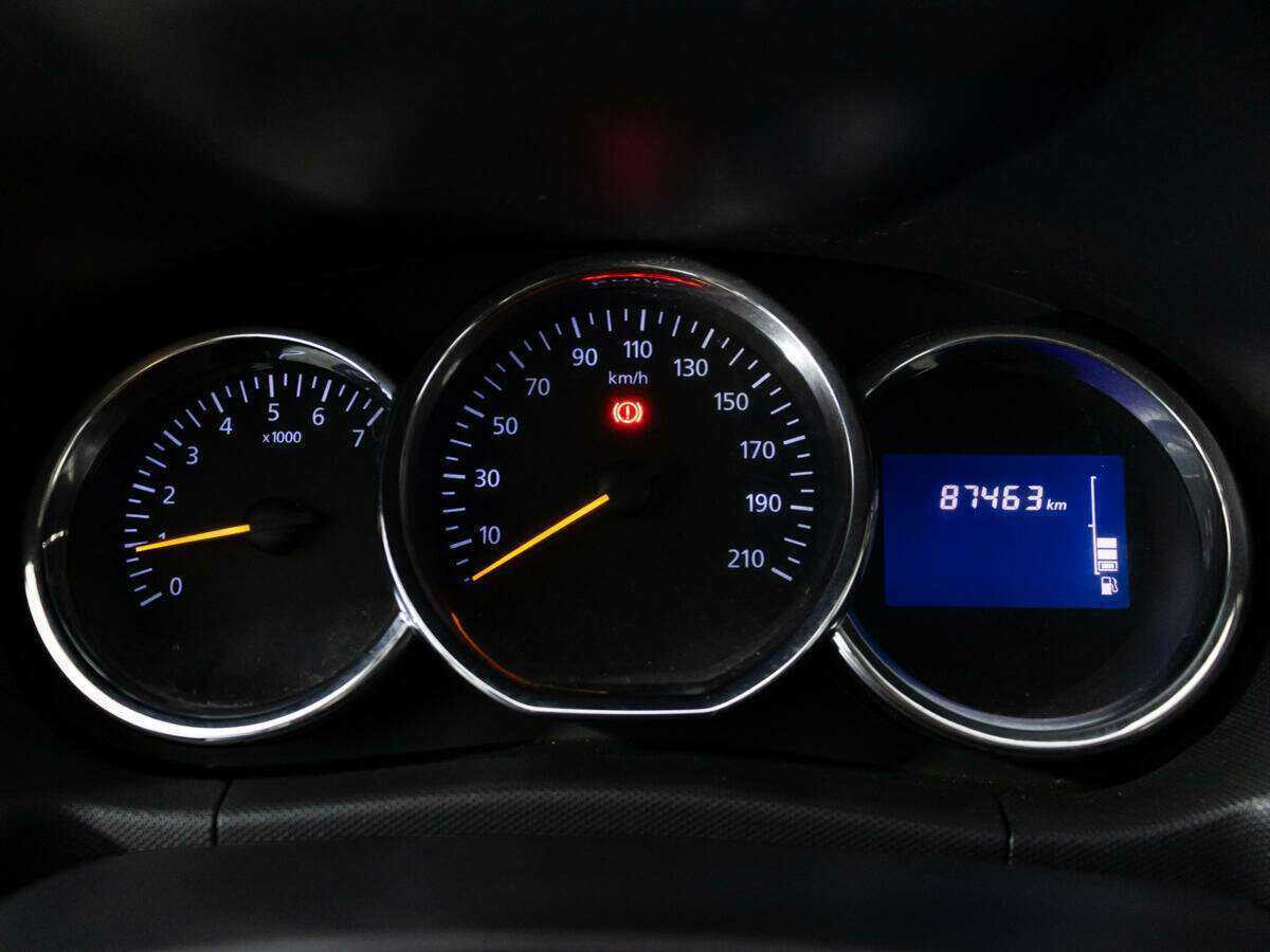 Рено Дастер б/у, 2015, Механическая. Фото: #11