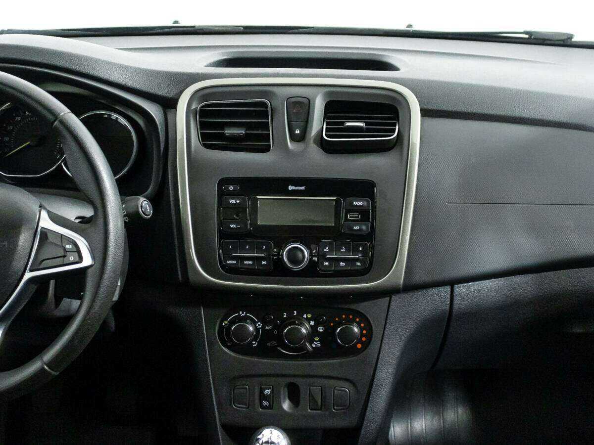 Рено Сандеро б/у, 2018, Механическая. Фото: #13