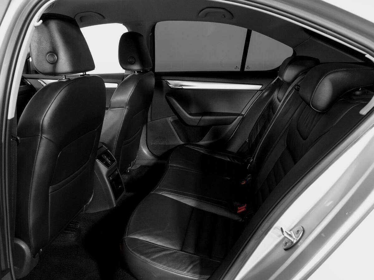 Шкода Октавия б/у, 2013, Роботизированная. Фото: #9