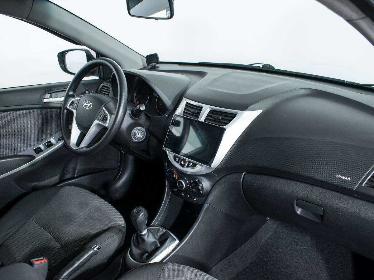 Хендай Солярис б/у, 2012, Механическая. Фото: #8