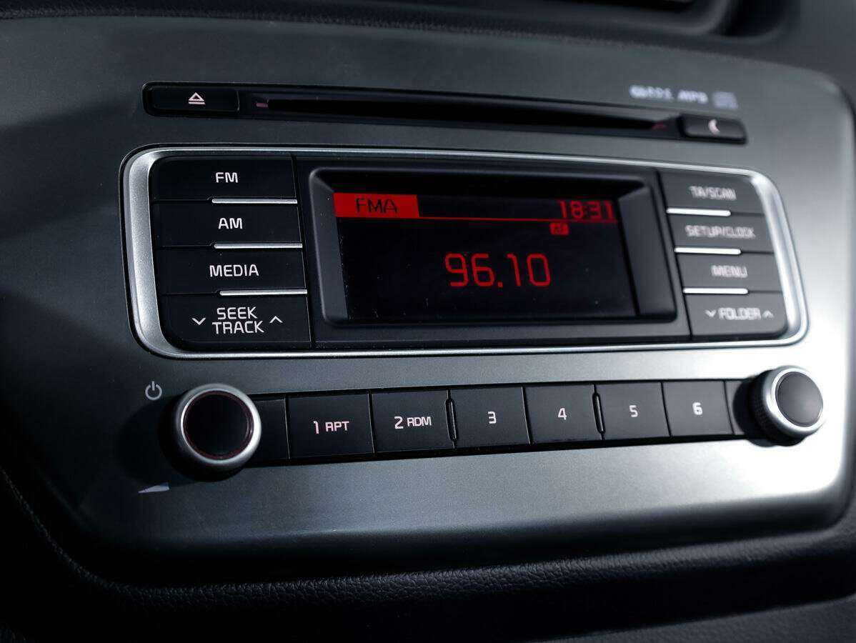 Киа Рио б/у, 2017, Механическая. Фото: #14