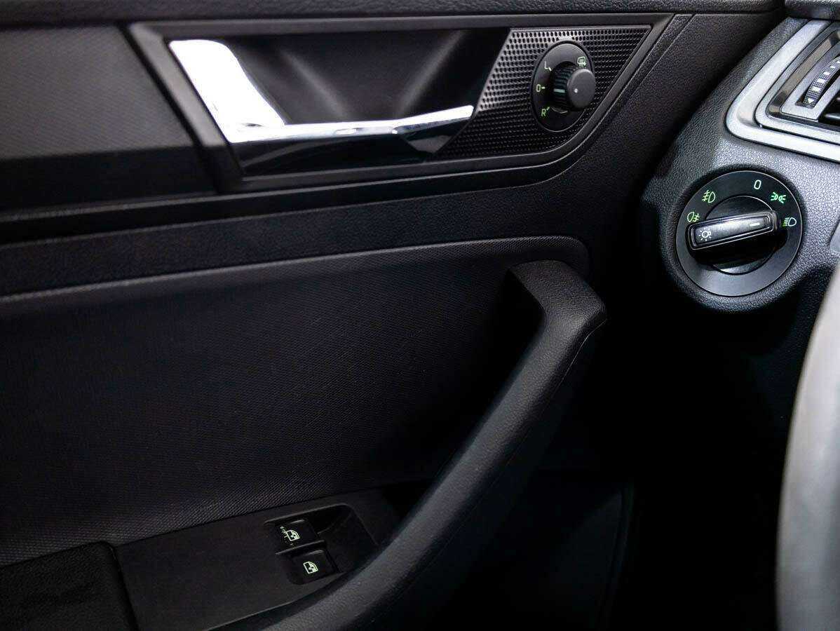 Шкода Рапид б/у, 2017, Механическая. Фото: #13