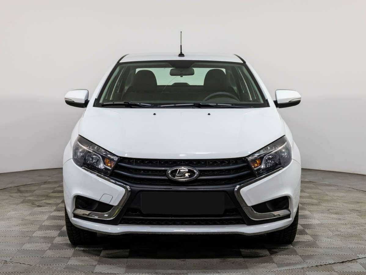 Лада (ВАЗ) Веста б/у, 2022, Вариатор. Фото: #1