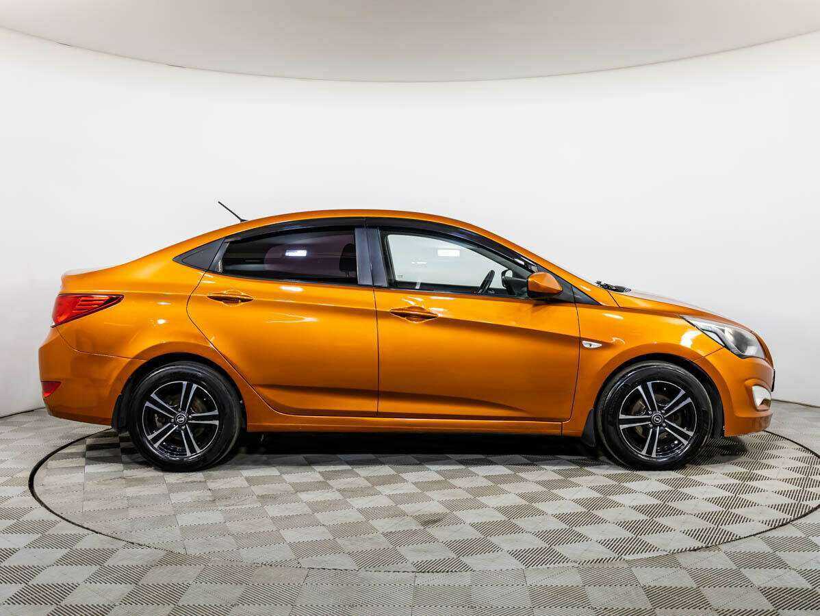 Хендай Солярис б/у, 2014, Автоматическая. Фото: #2