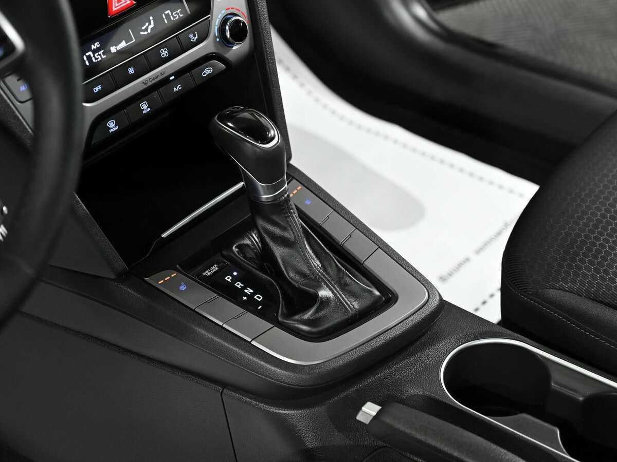 Хендай Елантра б/у, 2017, Автоматическая. Фото: #9