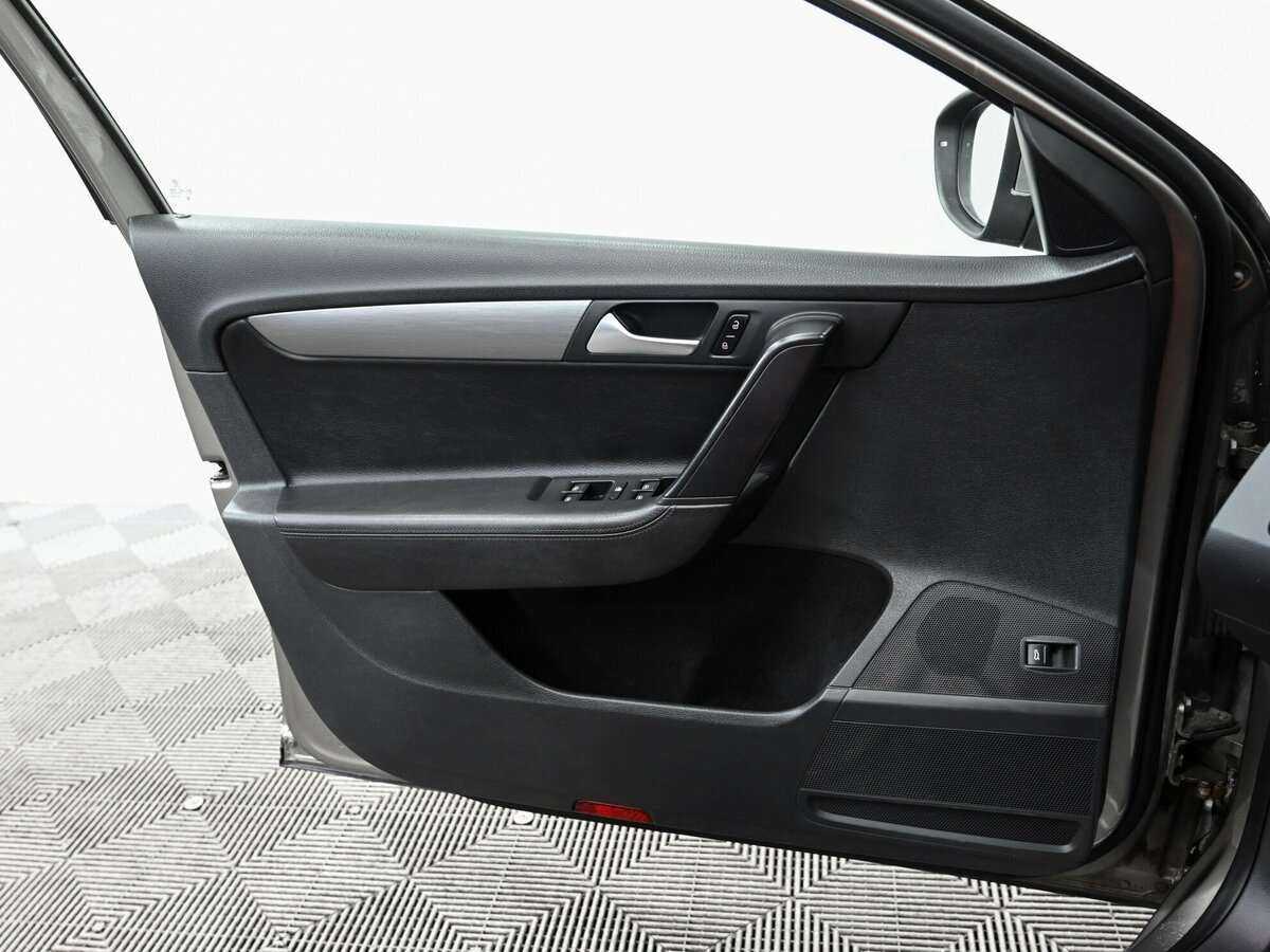 Фольксваген Пассат б/у, 2014, Роботизированная. Фото: #7