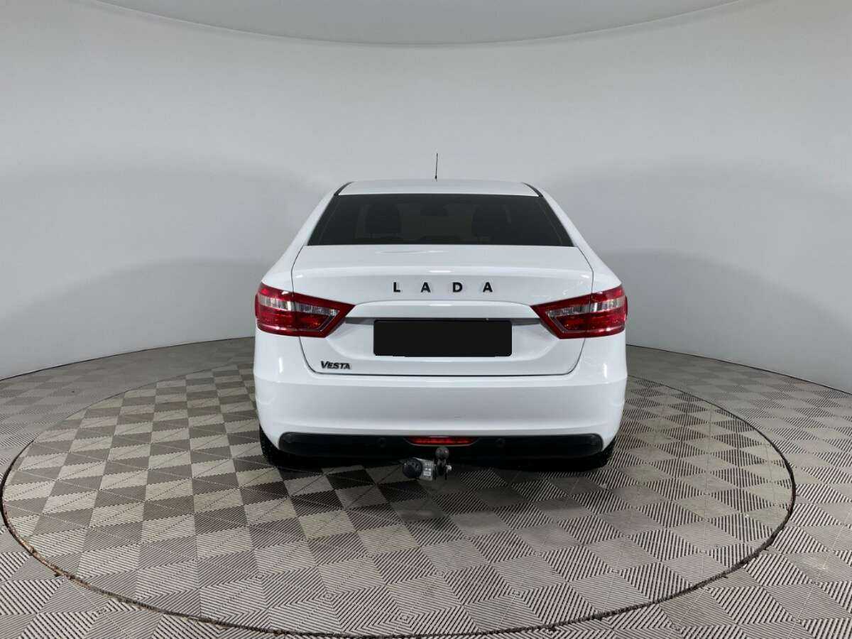 Лада (ВАЗ) Веста б/у, 2021, Механическая. Фото: #4