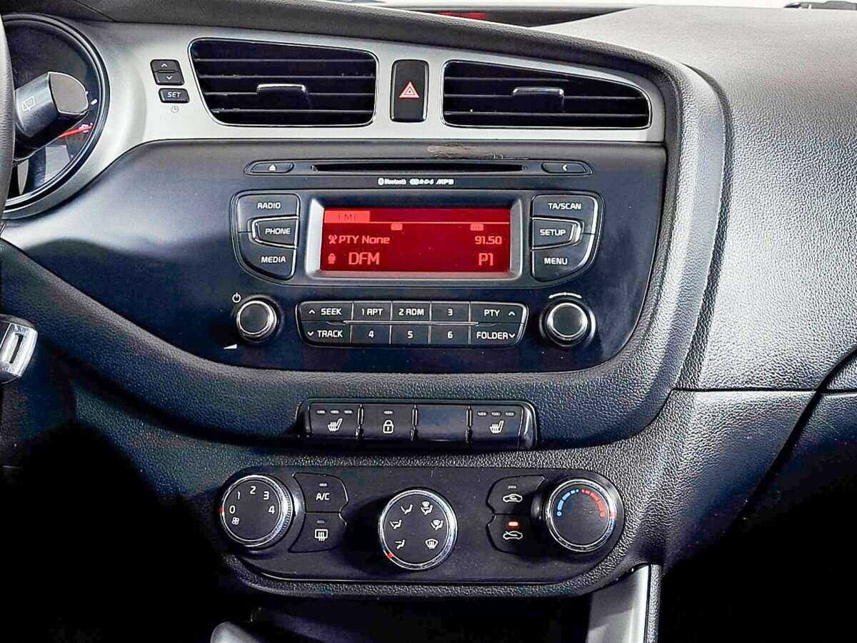 Киа Сид б/у, 2014, Механическая. Фото: #12