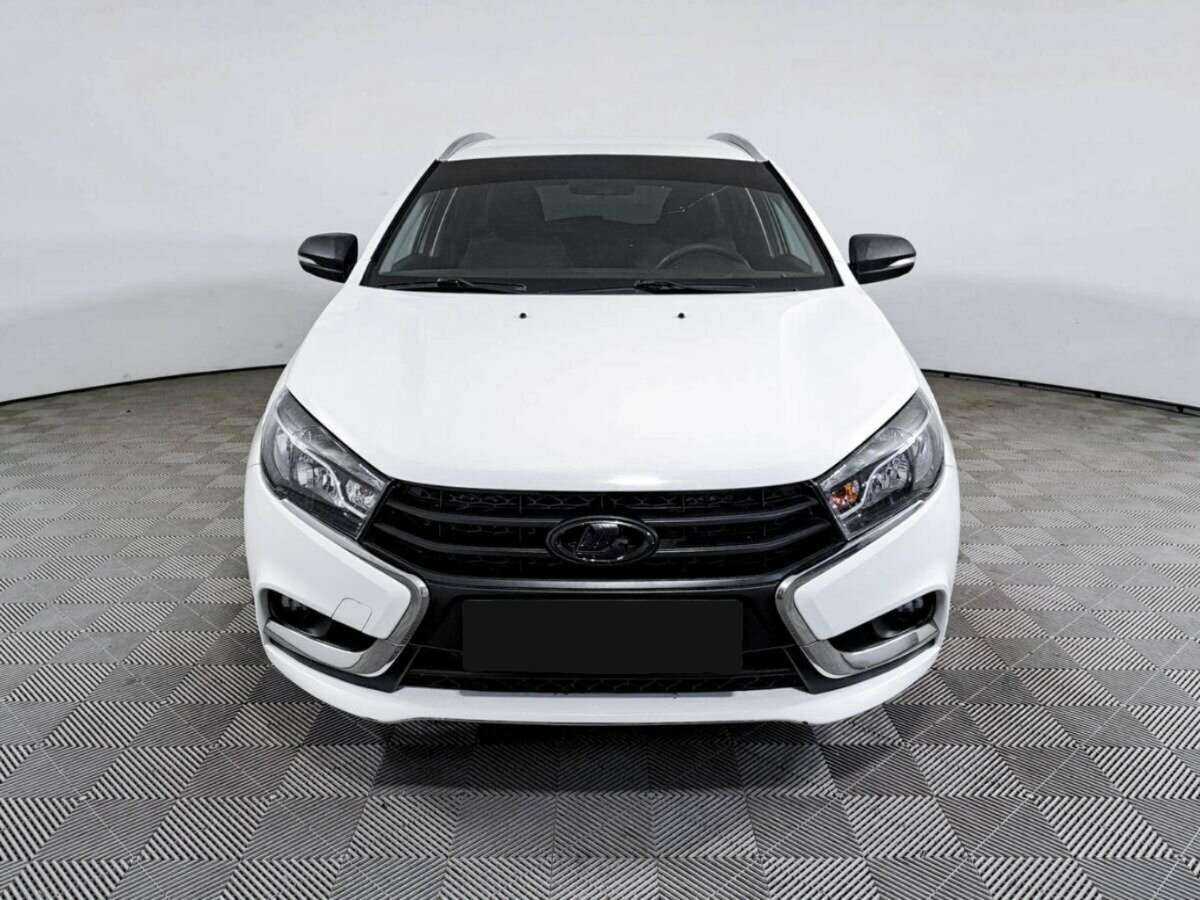 Лада (ВАЗ) Веста б/у, 2019, Механическая. Фото: #1