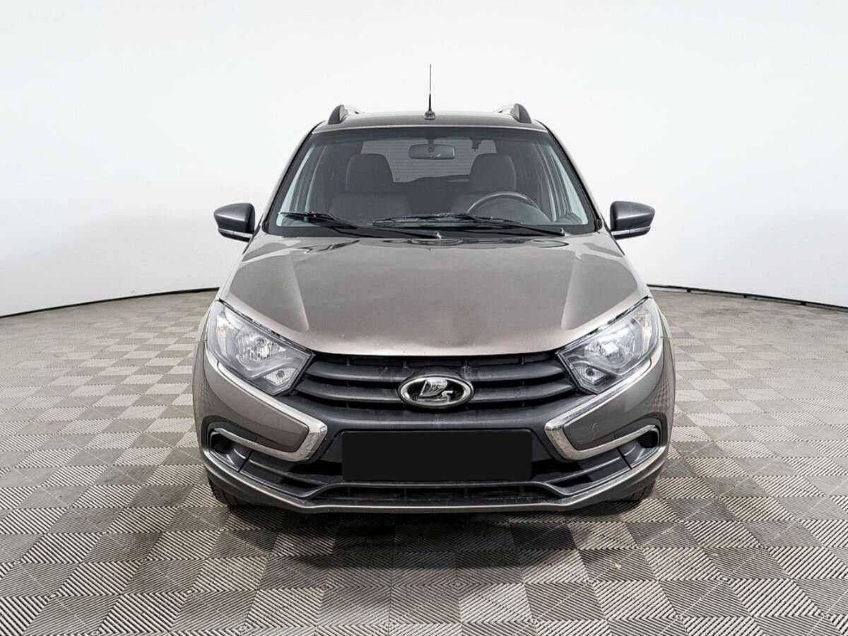 Лада (ВАЗ) Гранта б/у, 2019, Механическая. Фото: #1