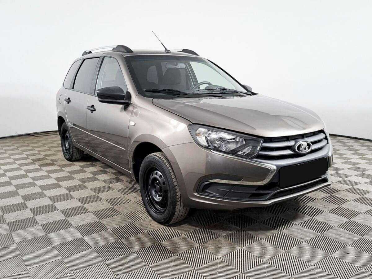 Лада (ВАЗ) Гранта б/у, 2019, Механическая. Фото: #2